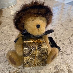 Ivanna Spendalot Boyd’s Bear